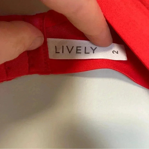 Lively red bra  size 2 - Picture 3 of 4